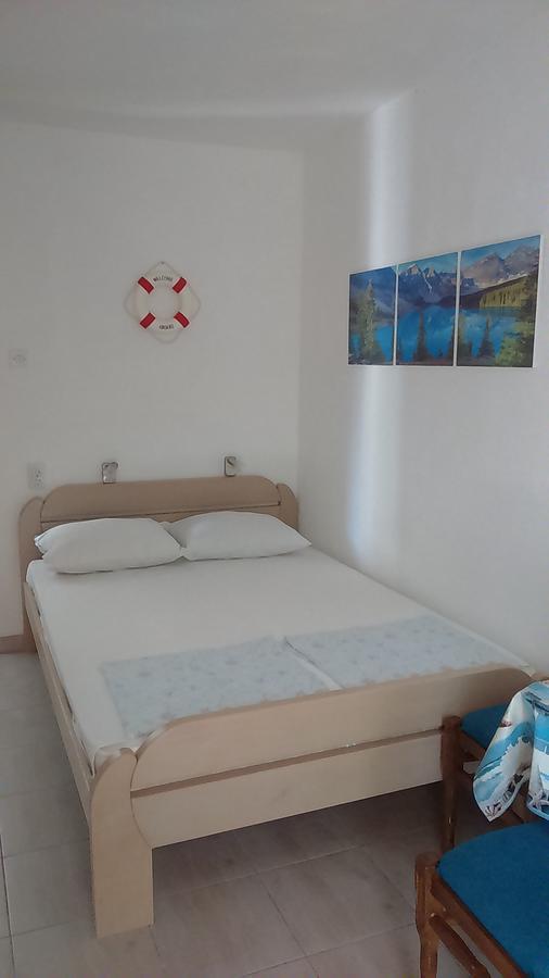 Dom Za Odmor J&S Διαμέρισμα Sutomore Εξωτερικό φωτογραφία